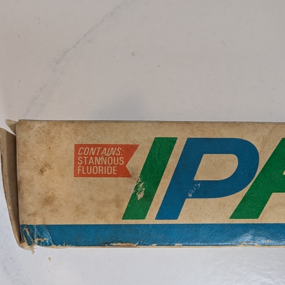 Vintage Ipana Plus 3 Toothpaste Regular Flavor Net Wt 7 Oz Collectible NOS - Picture 2 of 9